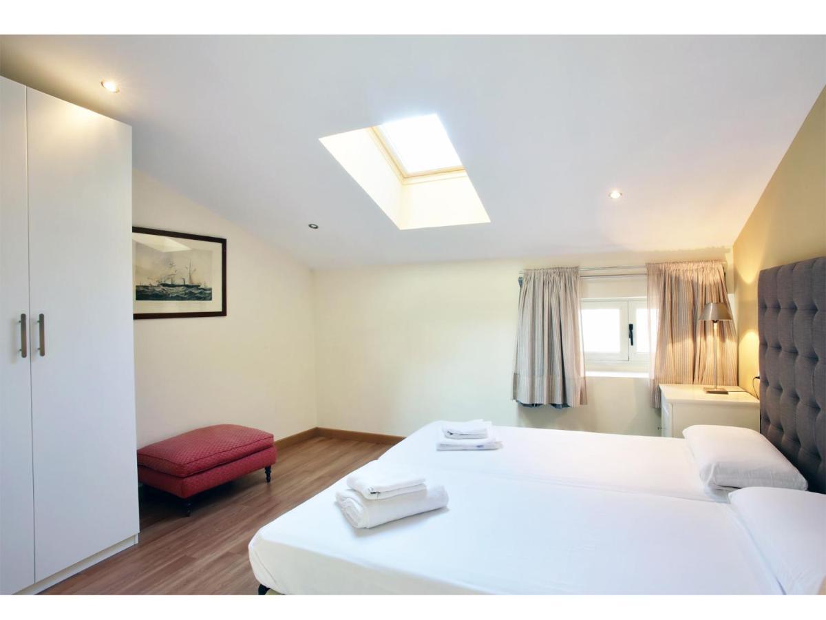 Apartamentos Unisierra Malaga Luaran gambar