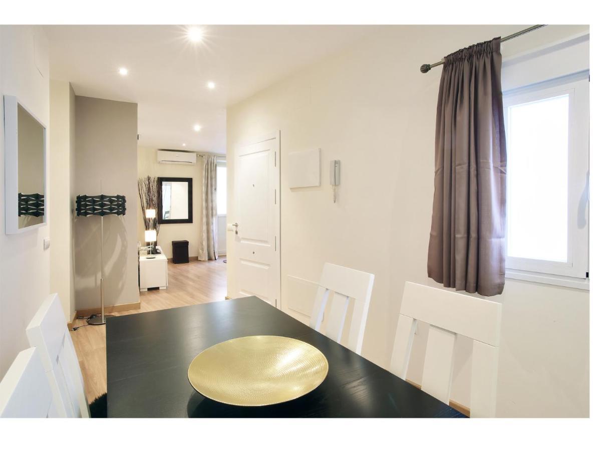 Apartamentos Unisierra Malaga Luaran gambar