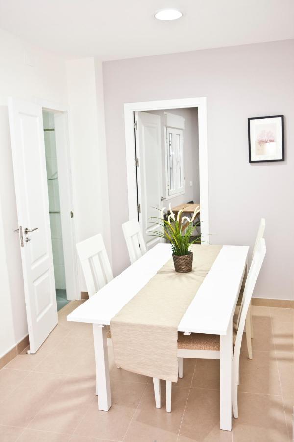Apartamentos Unisierra Malaga Luaran gambar