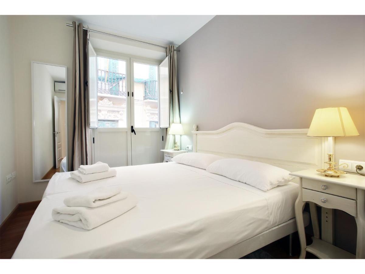 Apartamentos Unisierra Malaga Luaran gambar