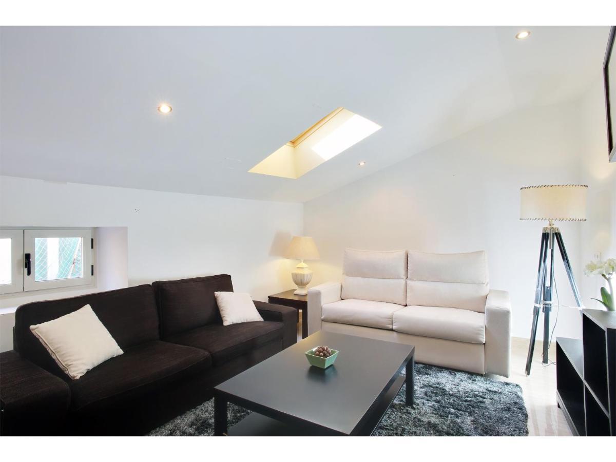 Apartamentos Unisierra Malaga Luaran gambar