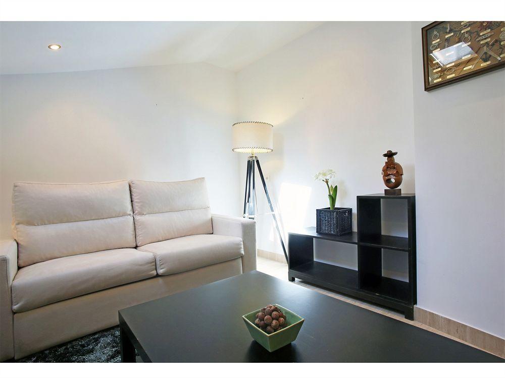 Apartamentos Unisierra Malaga Luaran gambar