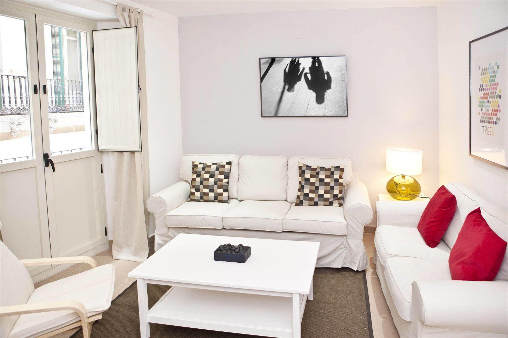 Apartamentos Unisierra Malaga Luaran gambar