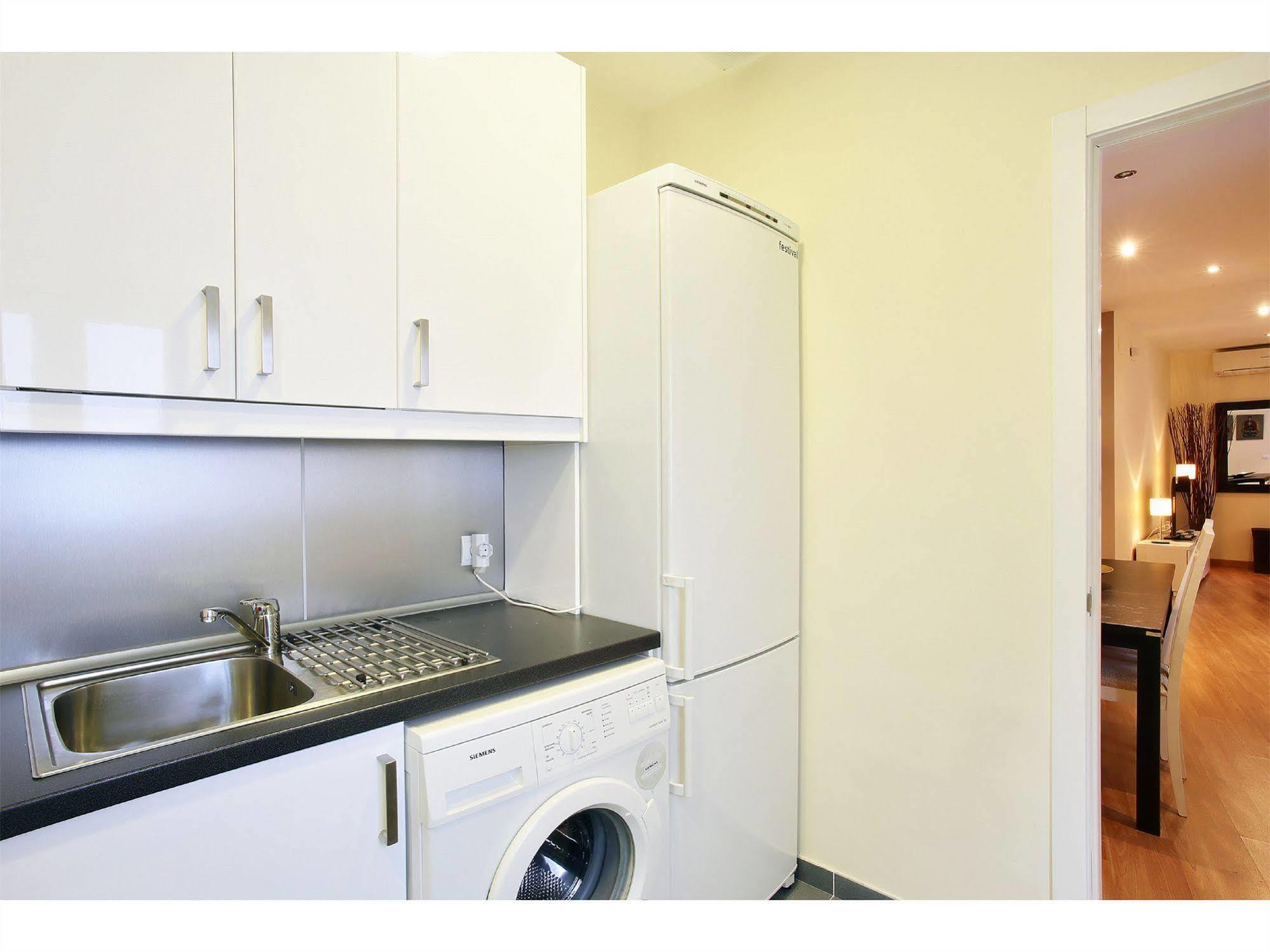 Apartamentos Unisierra Malaga Luaran gambar