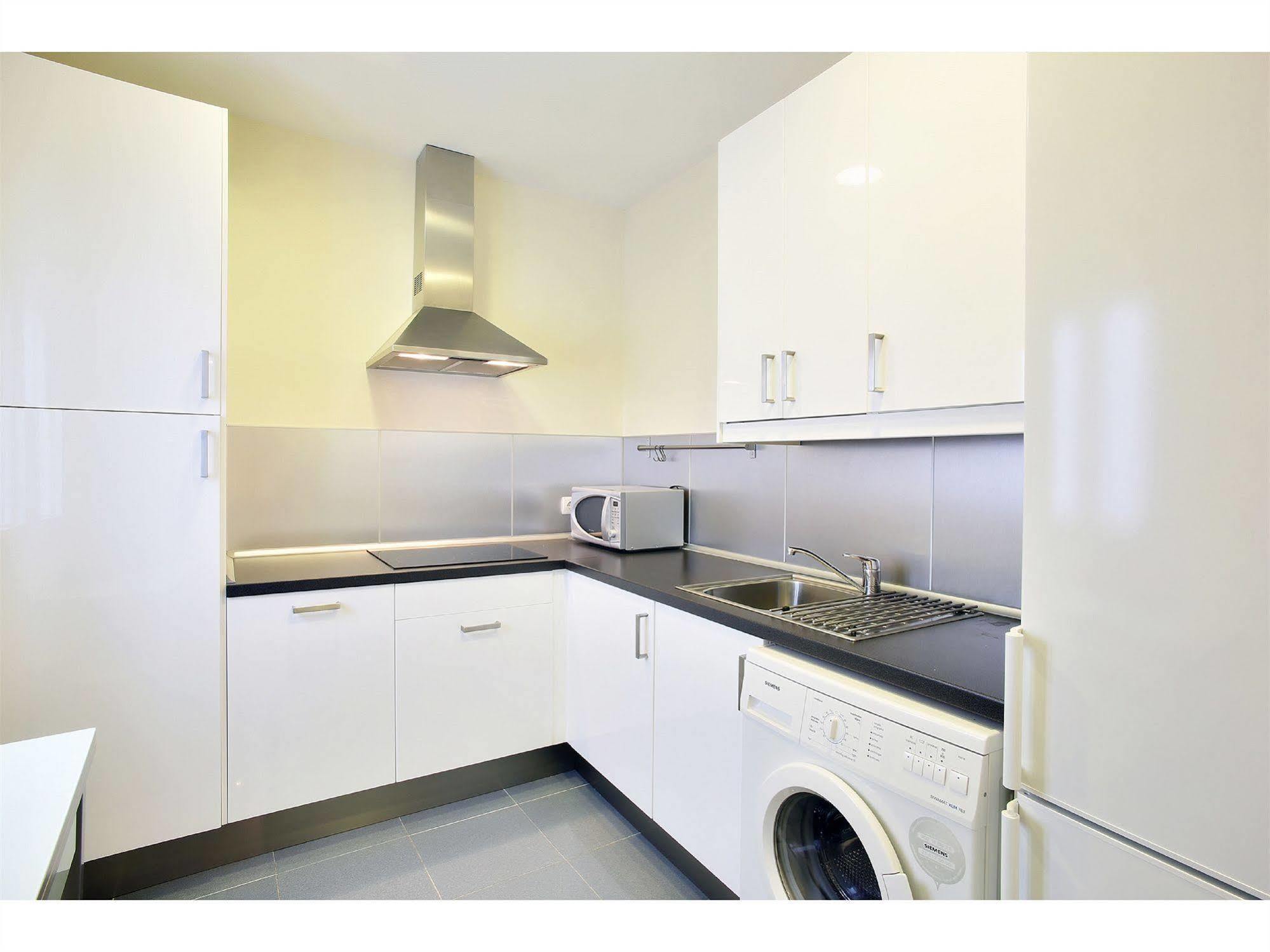 Apartamentos Unisierra Malaga Luaran gambar