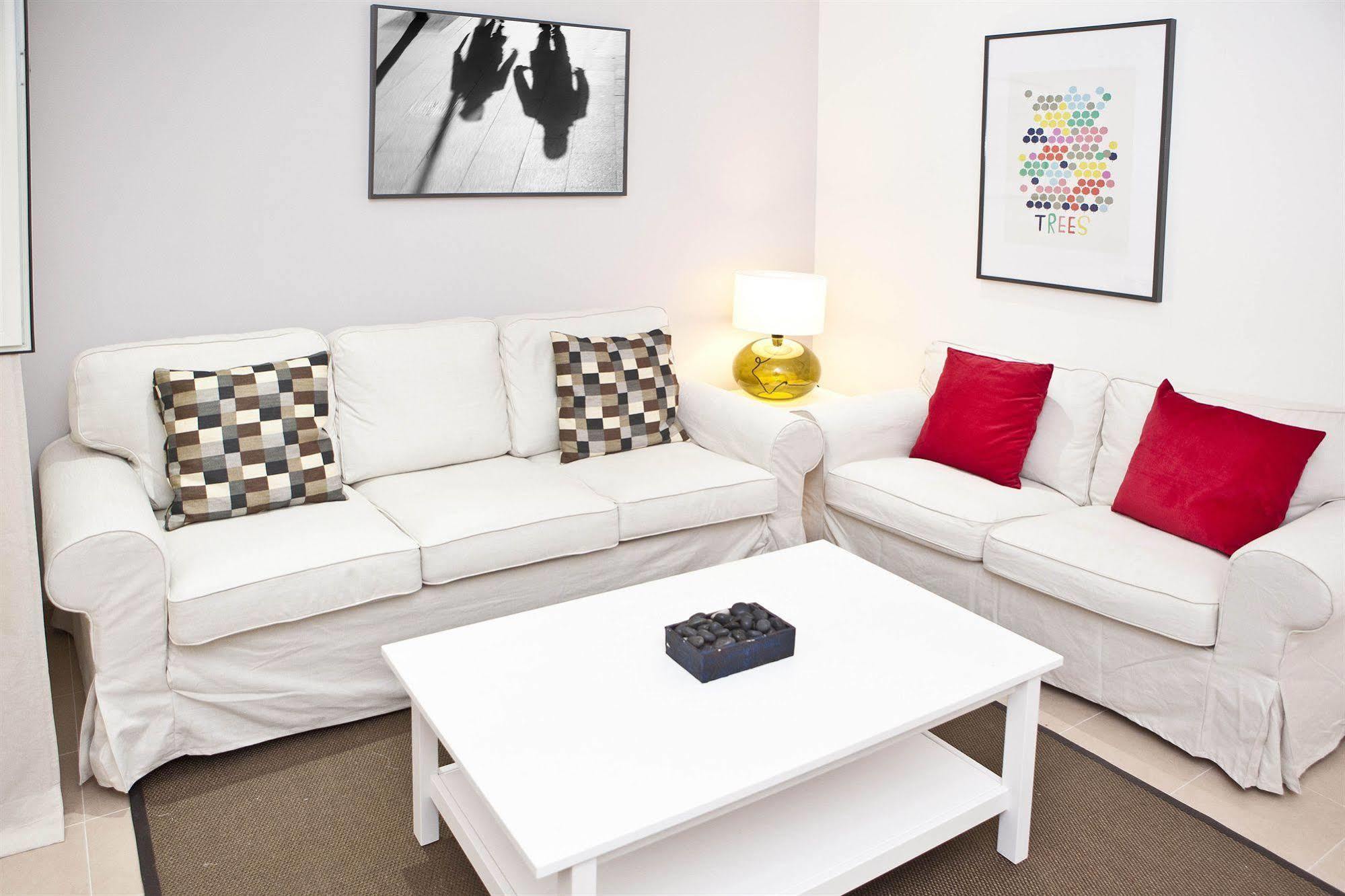 Apartamentos Unisierra Malaga Luaran gambar